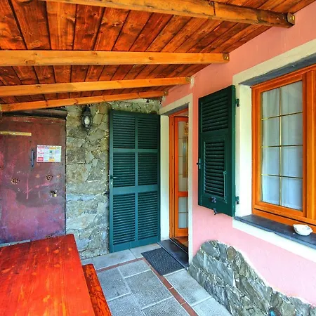 شقة Legnaro Sleeps 5 With Air Con And Wifi *